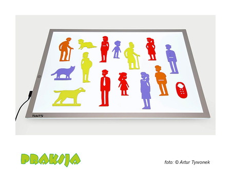 Zestaw tematyczny Nr 8 - "Relacje rodzinne"